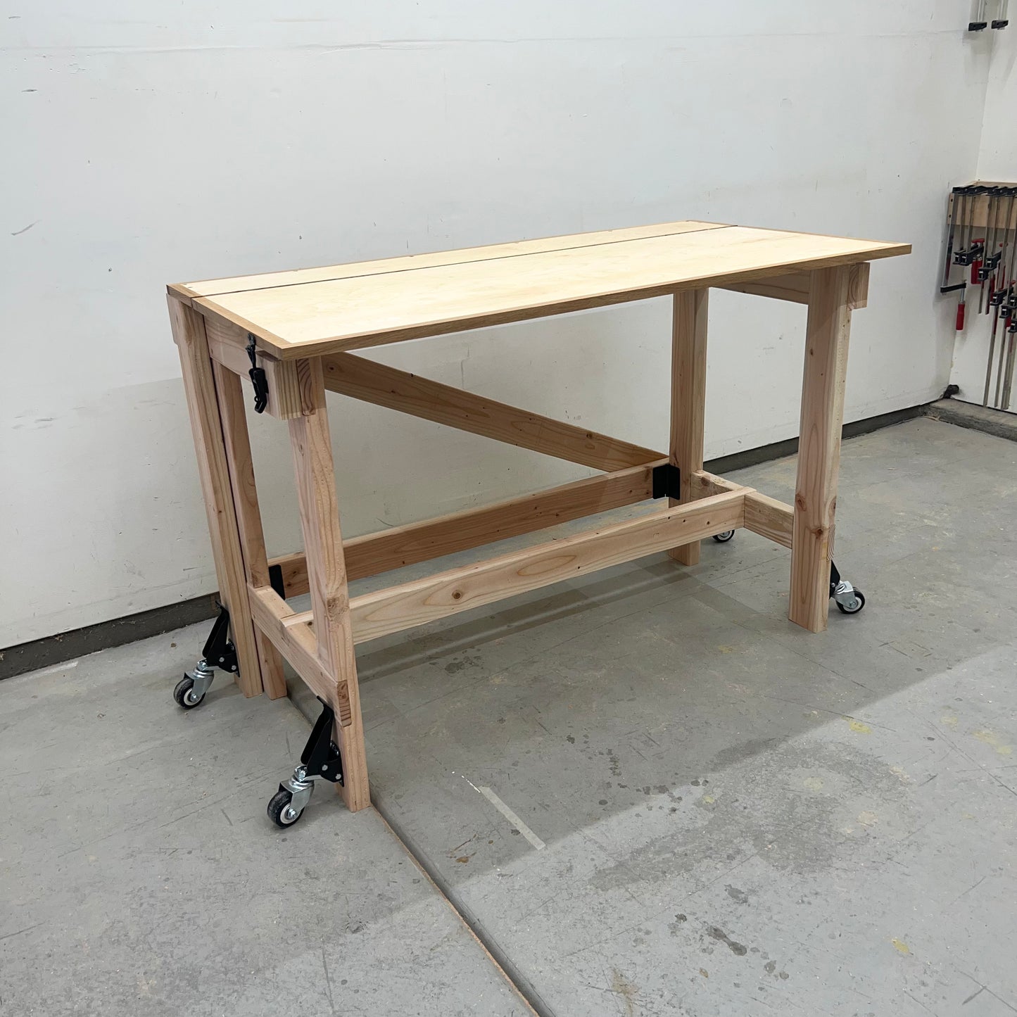 Lightweight Folding Workbench Plans - Written & Video