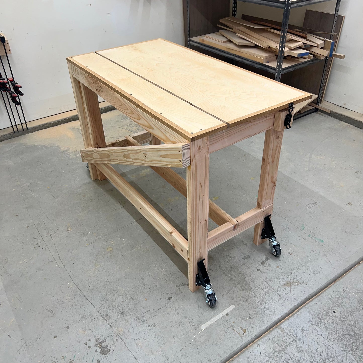 Lightweight Folding Workbench Plans - Written & Video