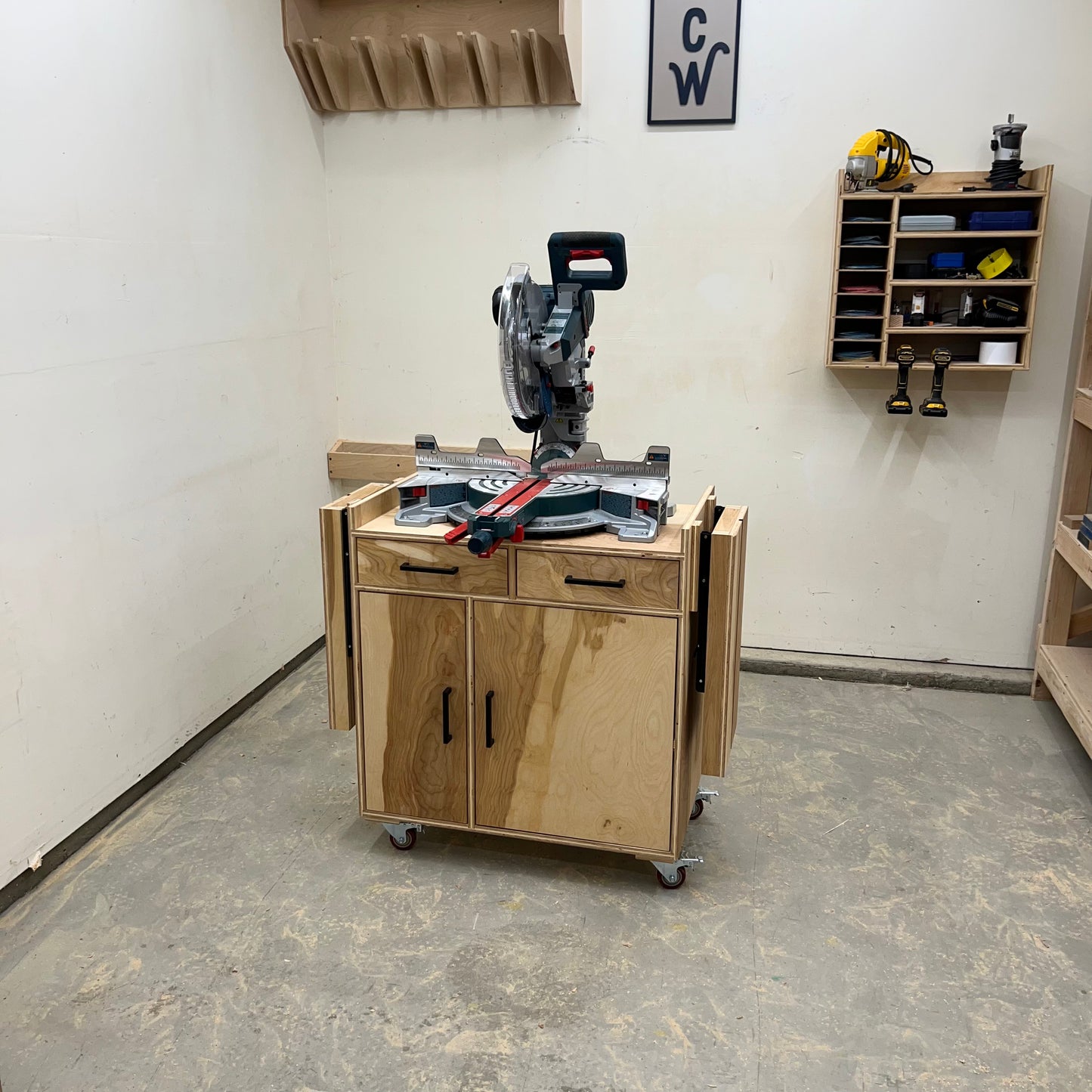 King Size Miter Saw Station Plans - Written AND Video