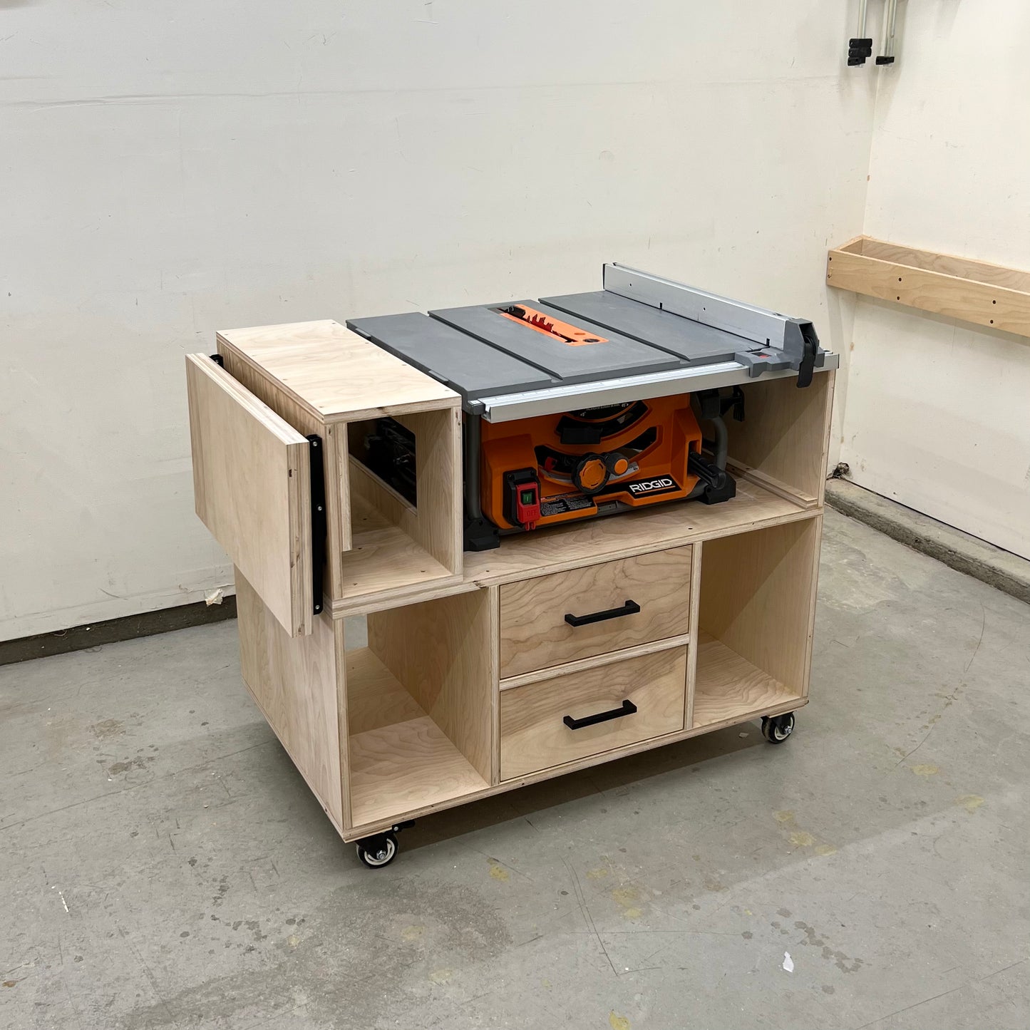 Mobile Table Saw Cart Plans - Written AND Video